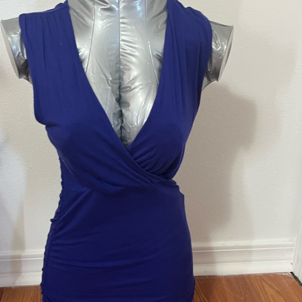 Banana republic blue blouse v-necked